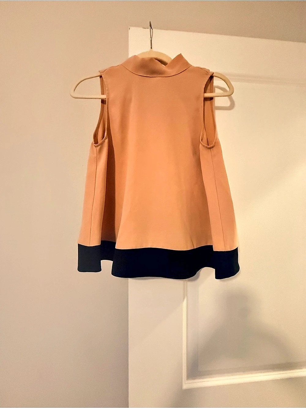 Zara Color Block Sleeveless Blouse in Pink & Black Size Medium